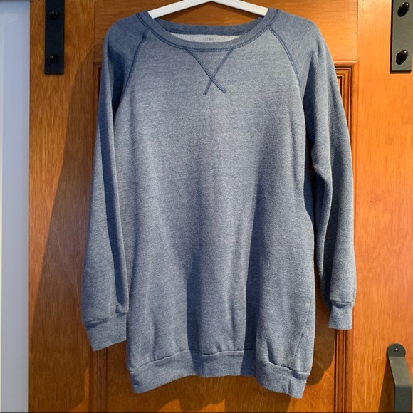 Talula Aritzia Sweatshirt / Crewneck